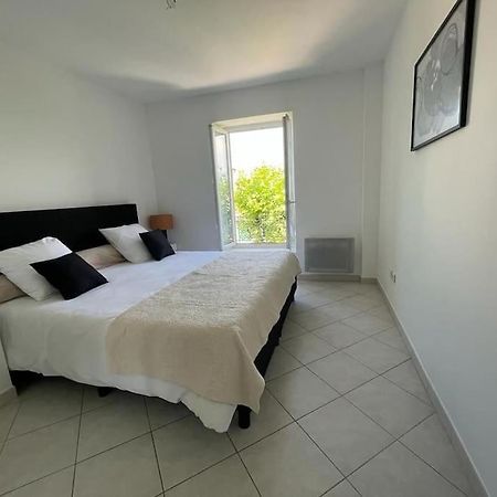 Maison Lumineuse Villemoustaussou Exterior photo